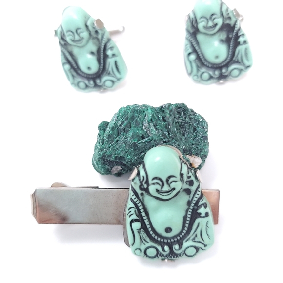 Vintage 3-piece Green Buddha Bakelite Cufflink and Tie Clip Set - Picture 3 of 12